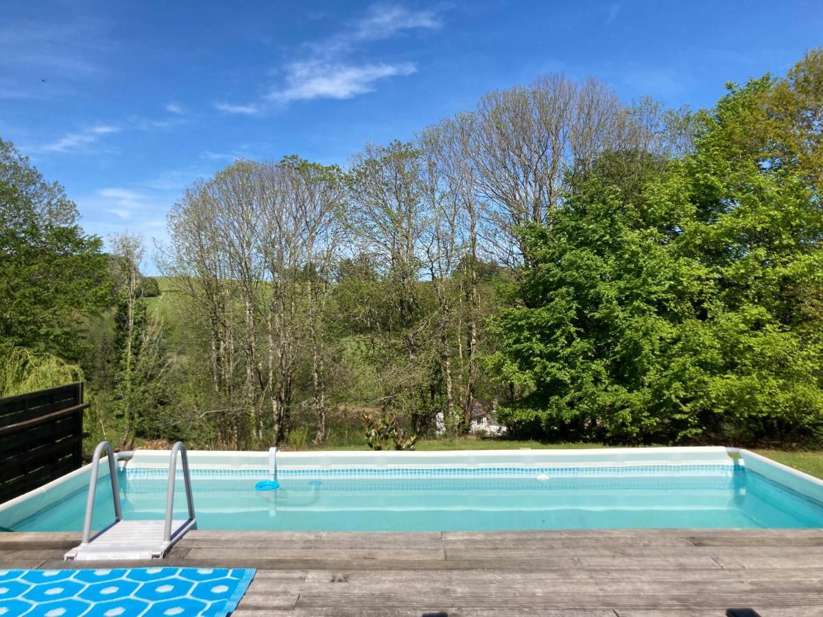 La Maison Charmante D'Elisabeth Saint-Ybard Bagian luar foto