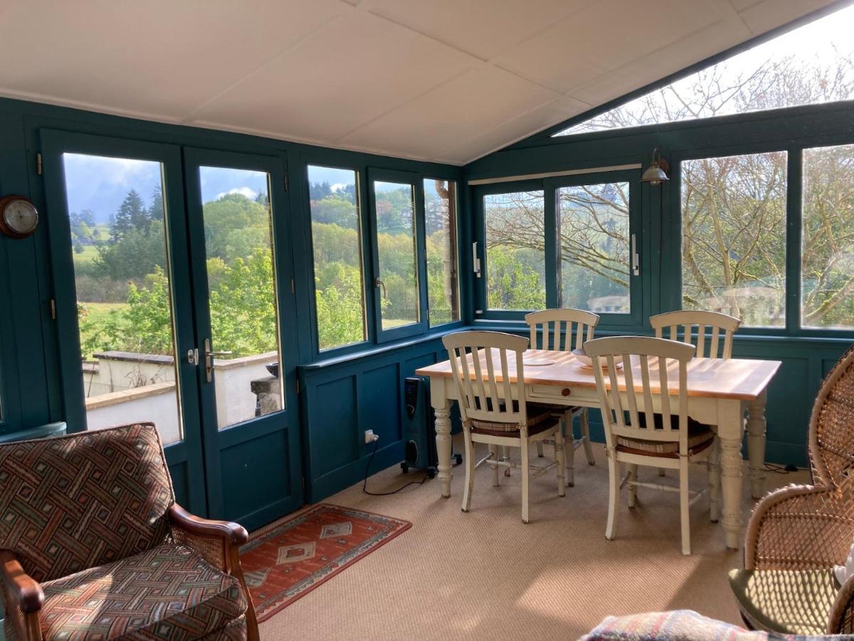 La Maison Charmante D'Elisabeth Saint-Ybard Bagian luar foto