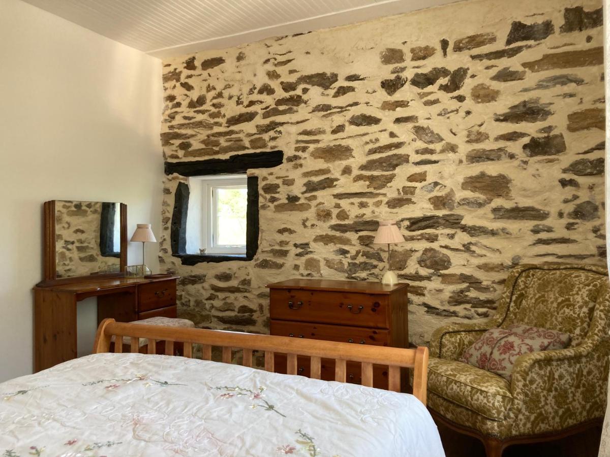 La Maison Charmante D'Elisabeth Saint-Ybard Bagian luar foto